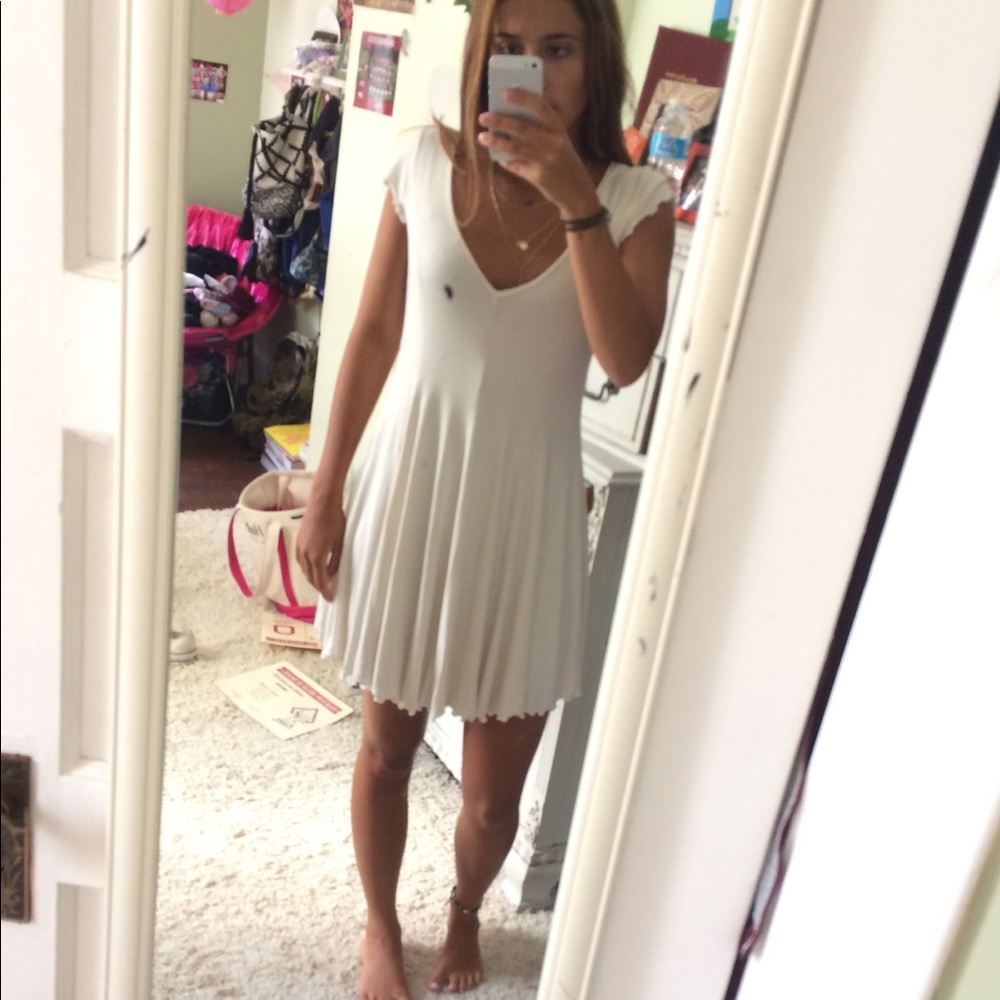 White causal urban dress